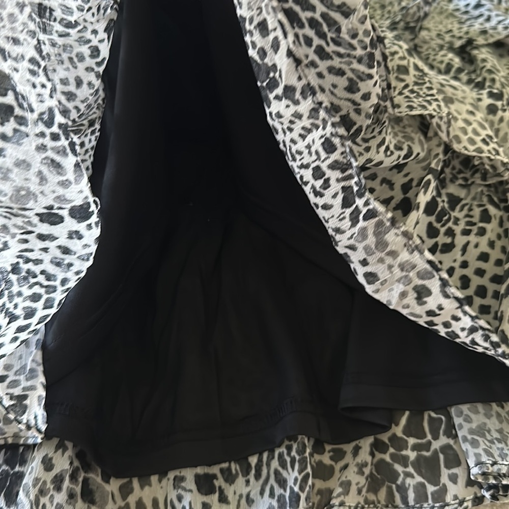 Size small black print tube, cheetah dress - Picture 3 of 5